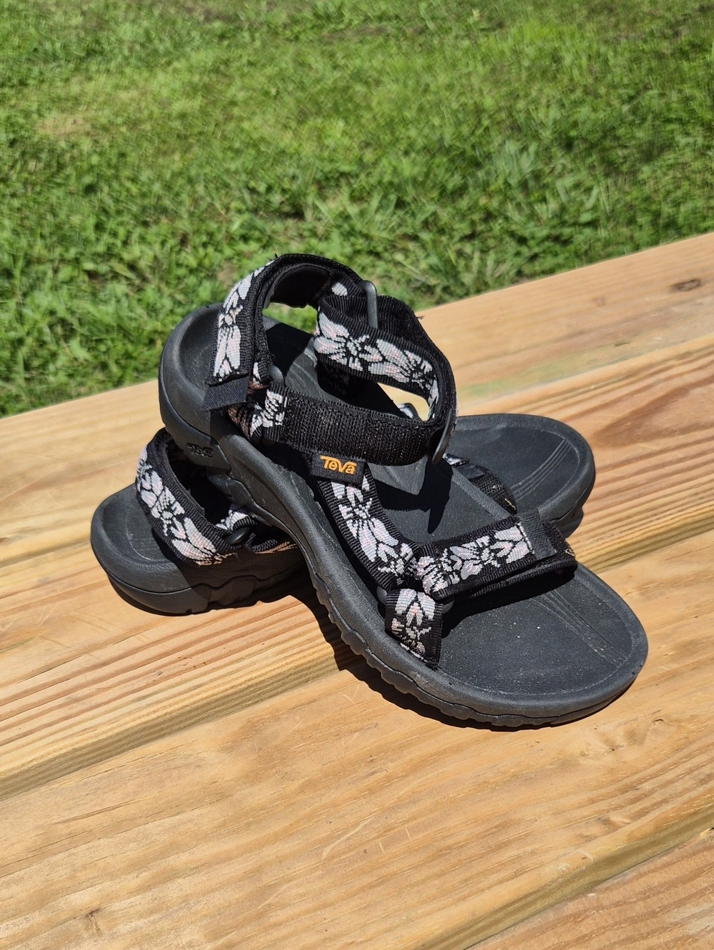 Teva Original Universal Floral Sport Sandals Black White Women's Size 6